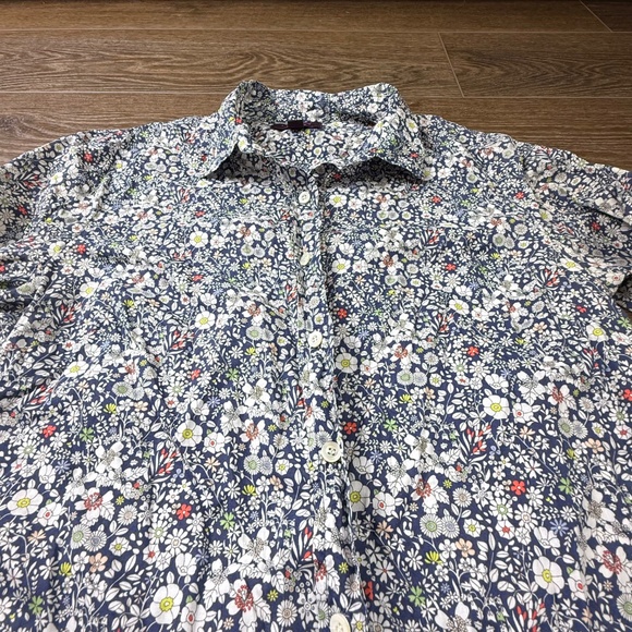 J. Crew x Liberty Art Fabric Cotton Poplin Perfect Button Down Shirt Sz 6 Floral - Picture 4 of 9